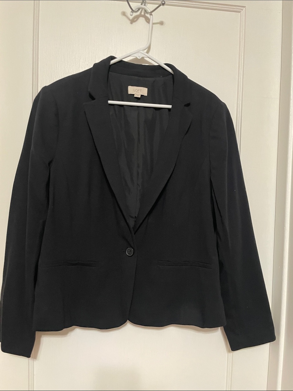 LOFT Black Single-Button Notch Lapel Blazer